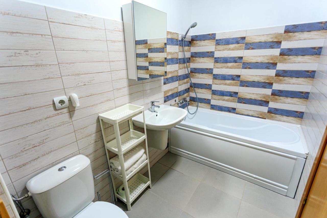 Mmc Apartament Appartamento Braşov Esterno foto
